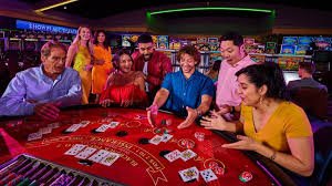 Antarmuka platform pptoto menampilkan meja kasino live dan pertandingan sepak bola